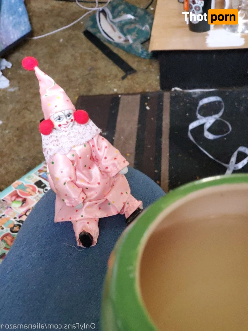 The Alien Amazon👽💜👽 3793910