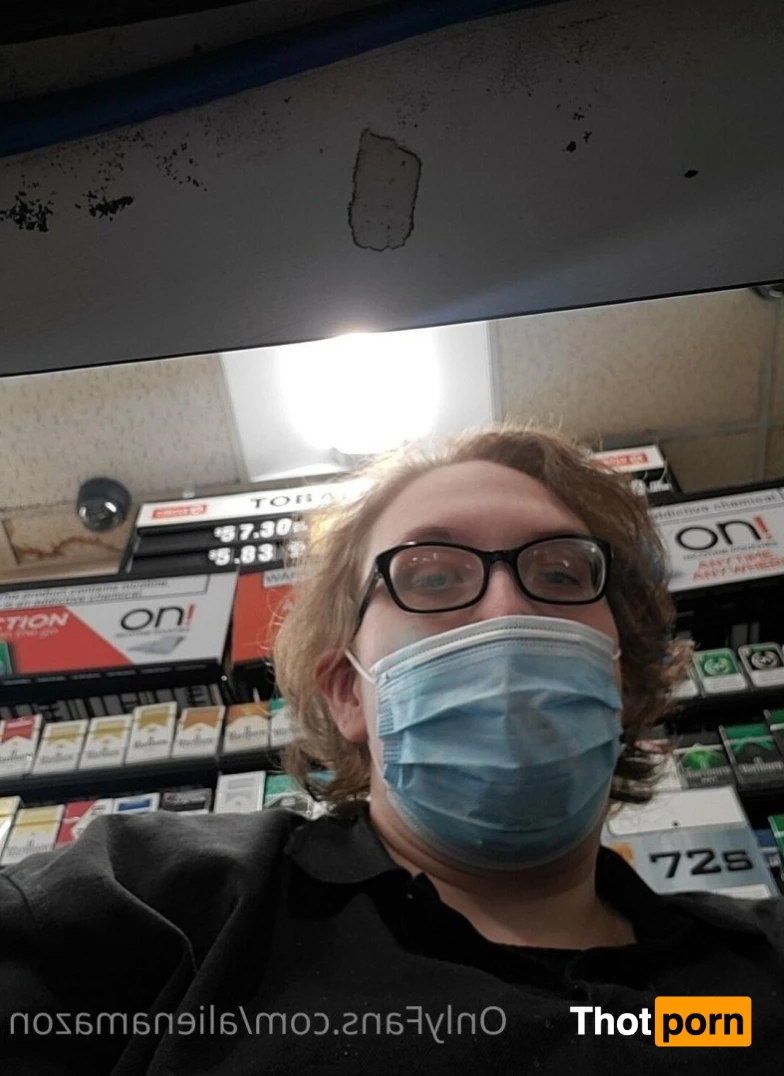 The Alien Amazon👽💜👽 3794096