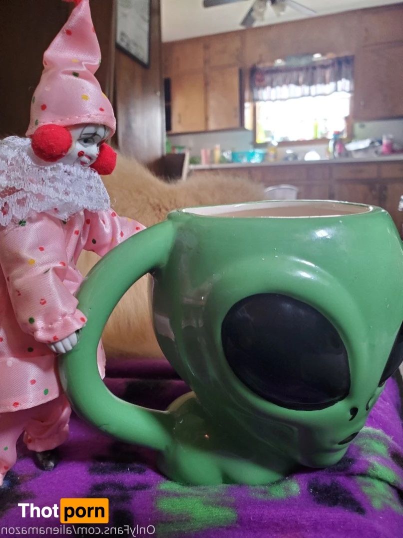 The Alien Amazon👽💜👽 3794768