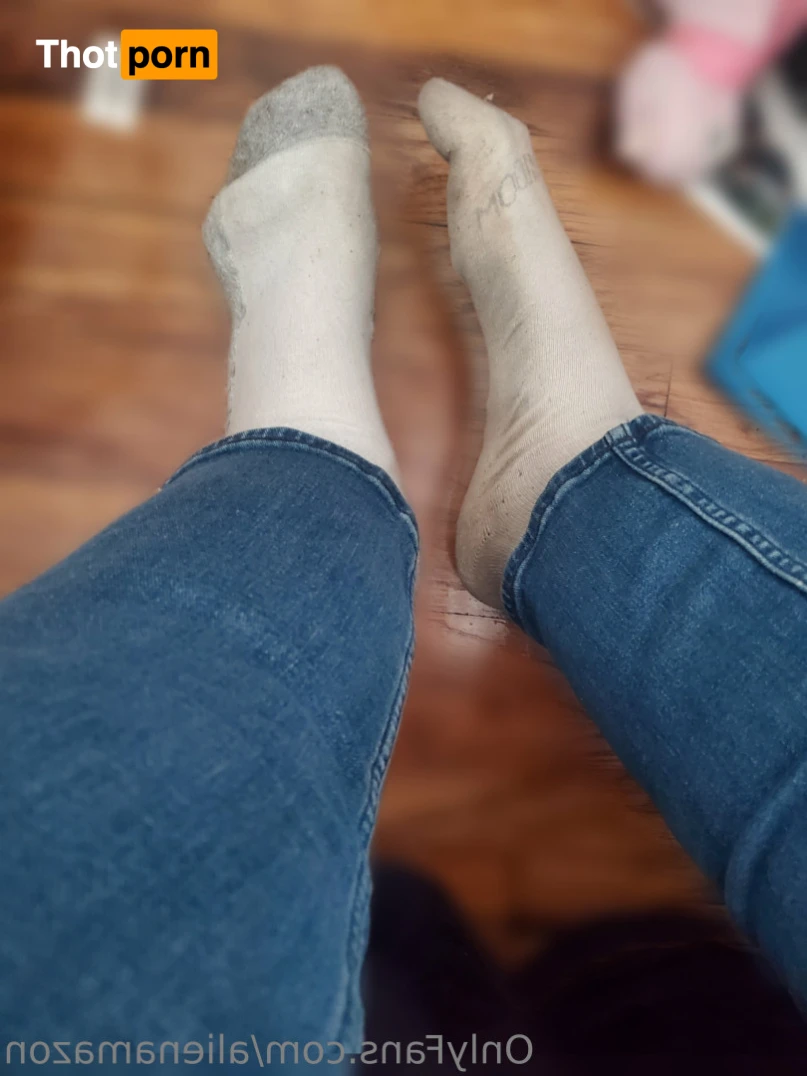 The Alien Amazon👽💜👽 12748572