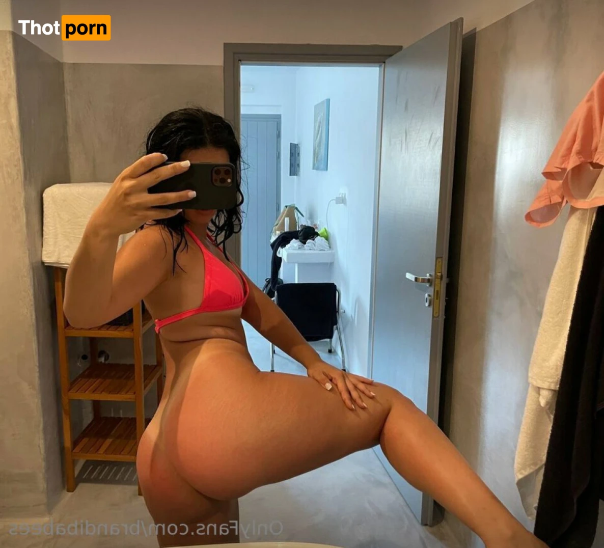 BrandiBabes 15690404