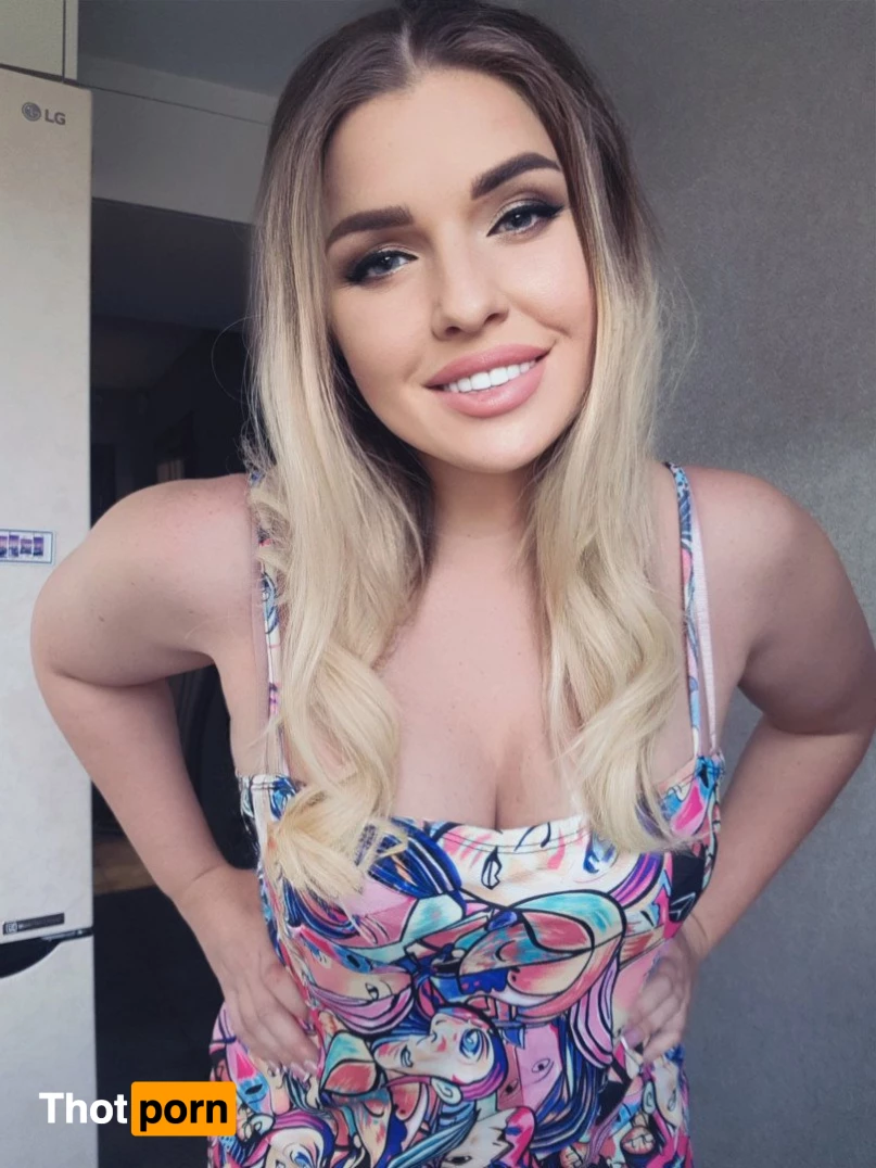 🌺KYLIE🌺 2287106