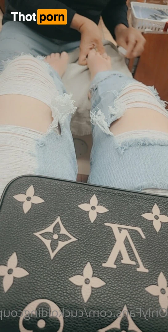 🤰The Cuckolding Couple 12363052