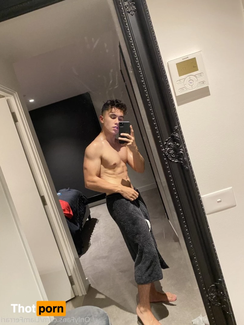 Liam Ferrari 4253286