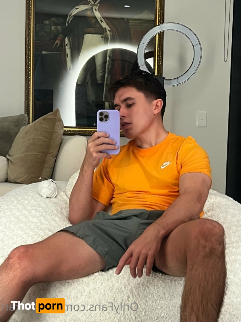 Liam Ferrari 6170226