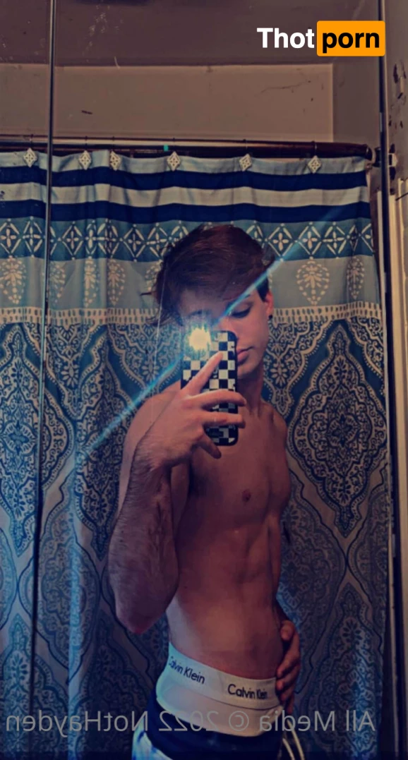 Hayden &amp; Friends 🙈🙉🙊 6087793