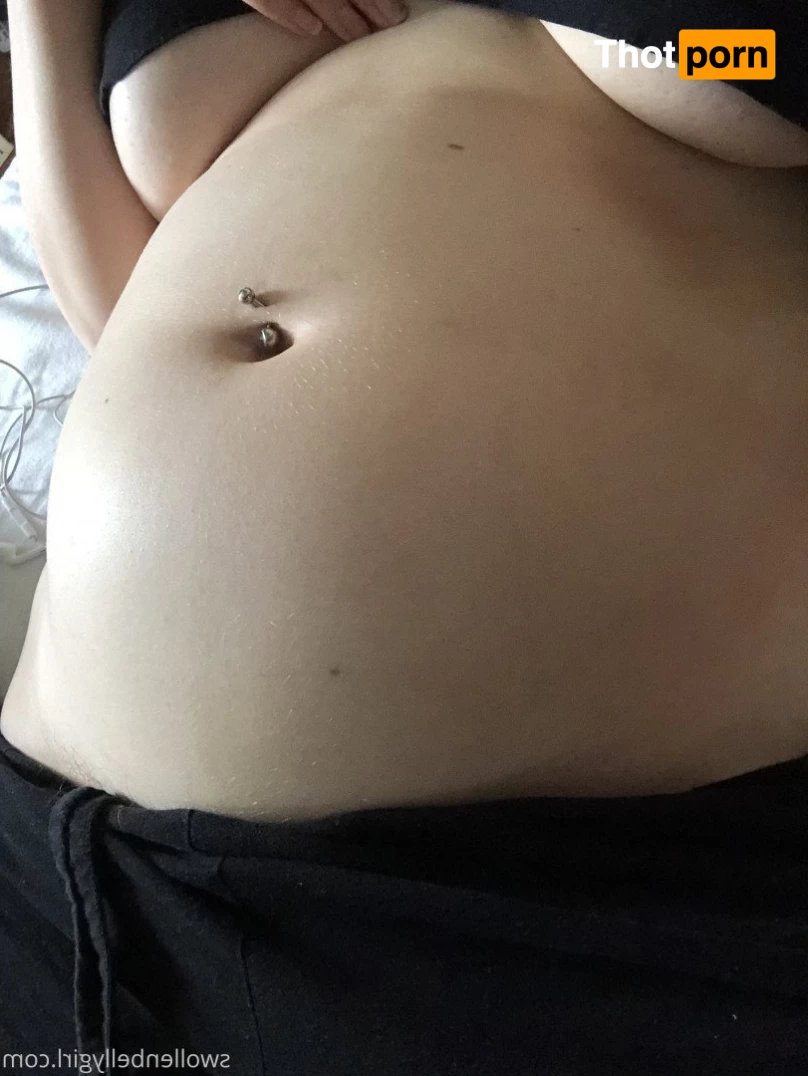 Swollen Belly Girl 2276015