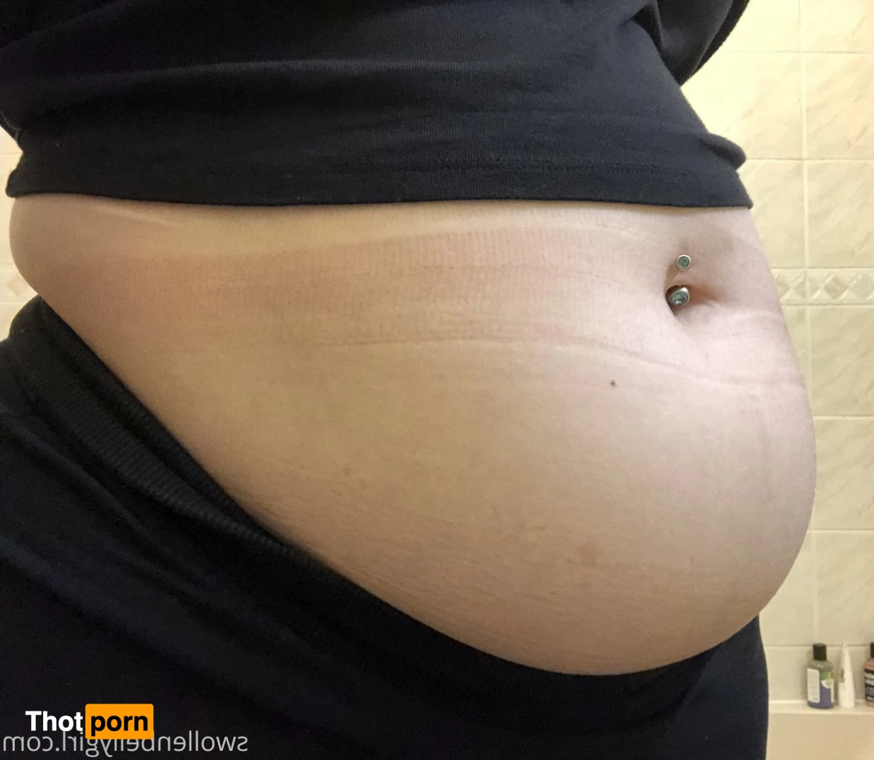 Swollen Belly Girl 2276017