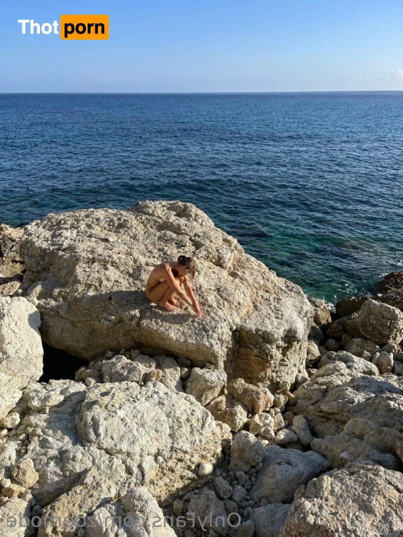 ZOE RHODE 🤍 YOUR DREAMGIRL 💫 12975586