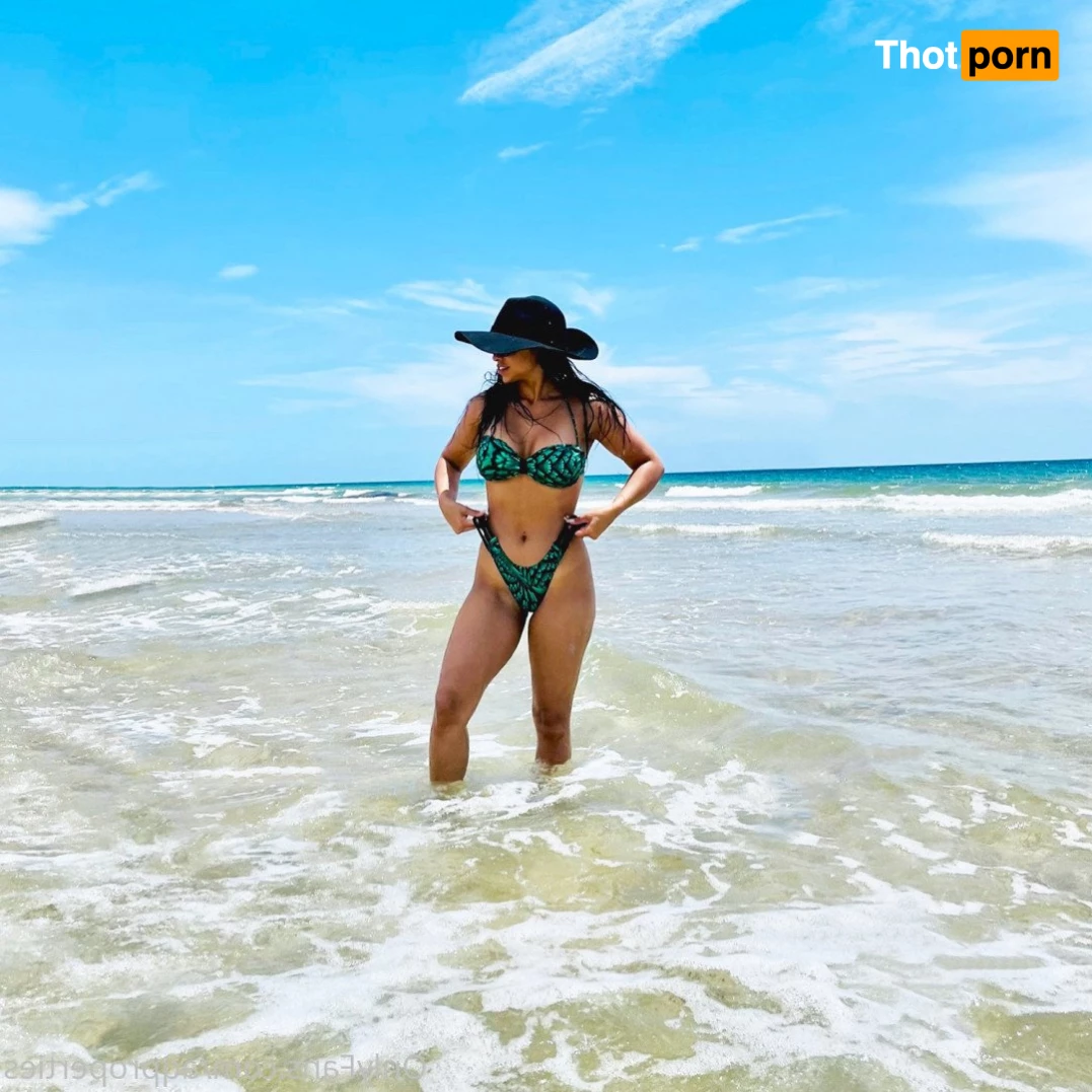 Abella Anderson 4687620