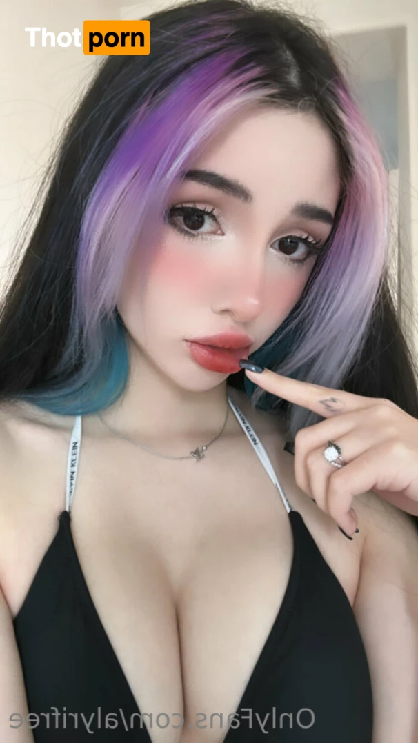 Alyri 😈 16206263