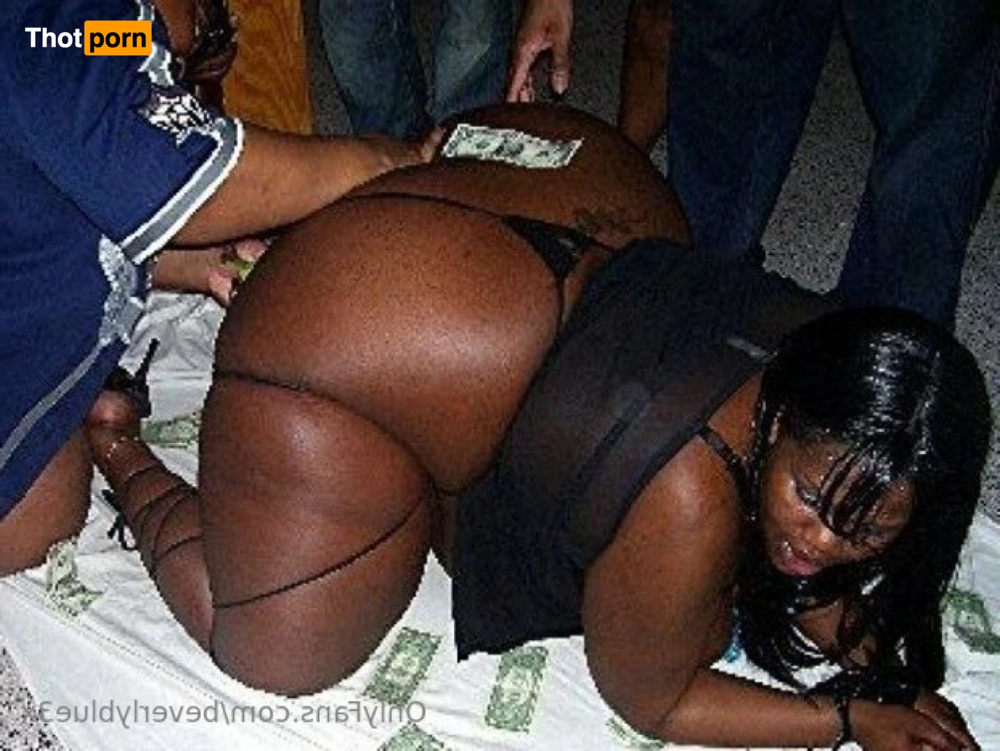 Beverly Blue 15689563