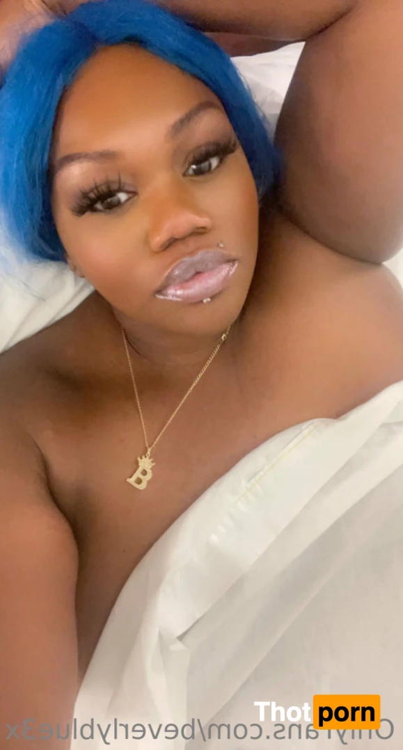 Beverly Blue 15689735