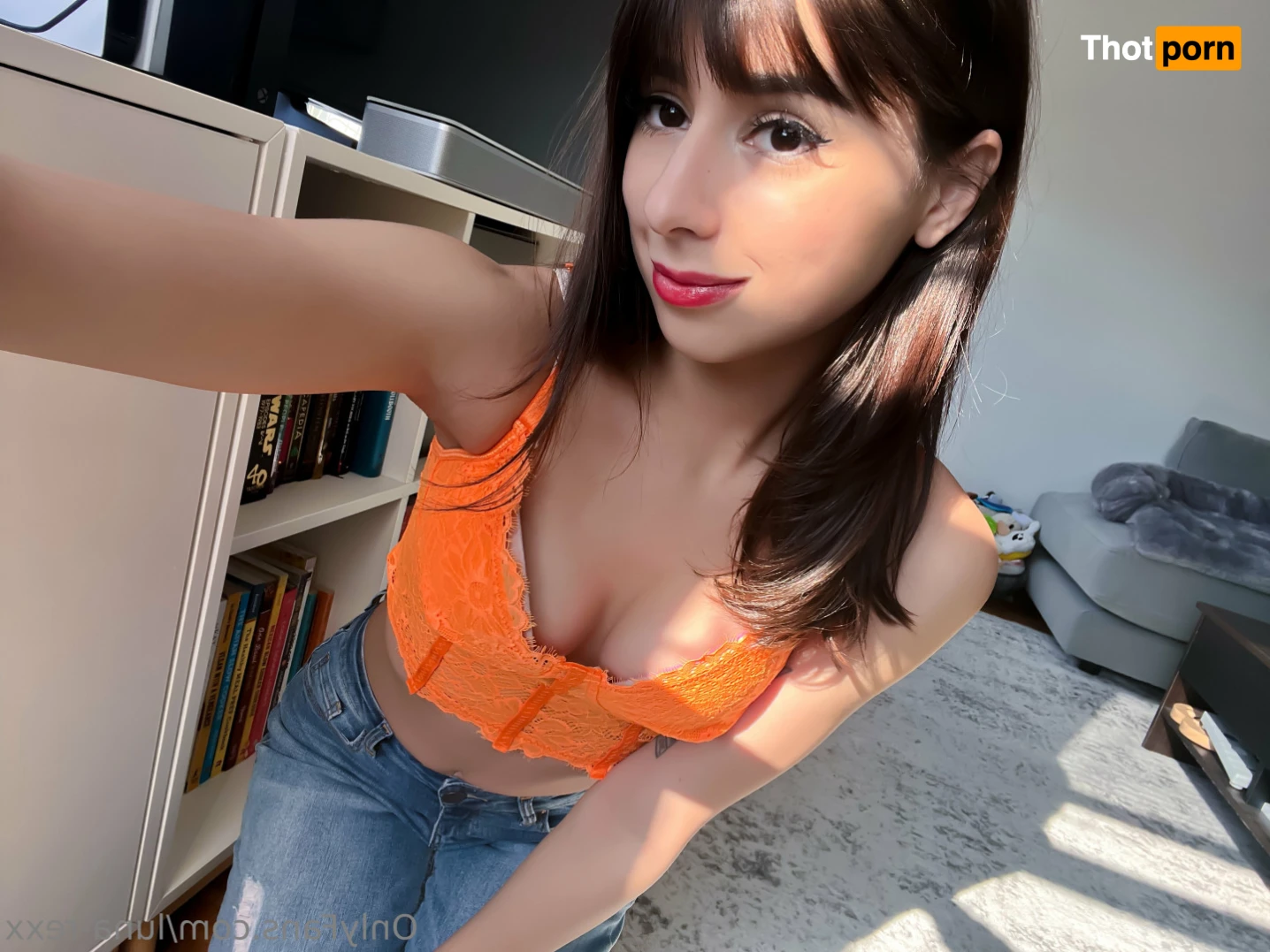 LunaRexx FREE Page 12878360