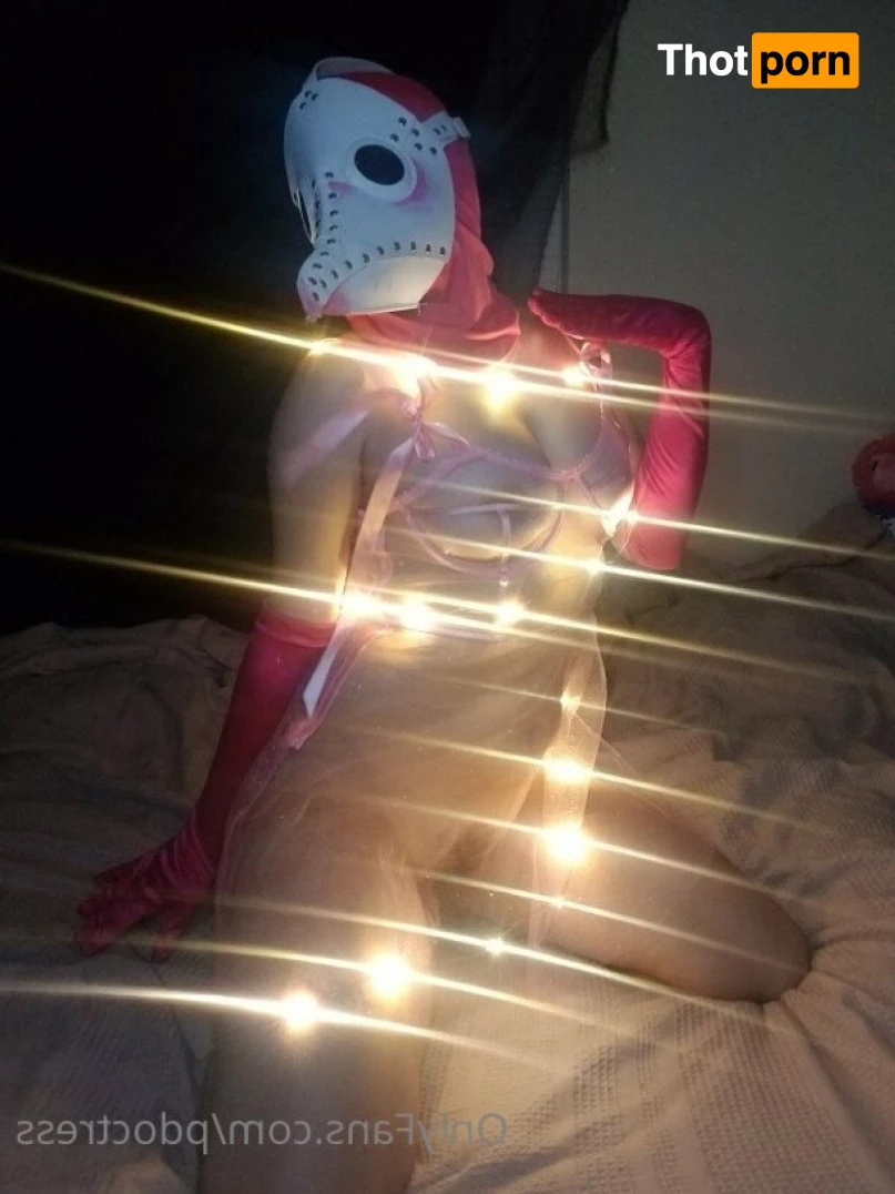 Plague Doctress 3859114