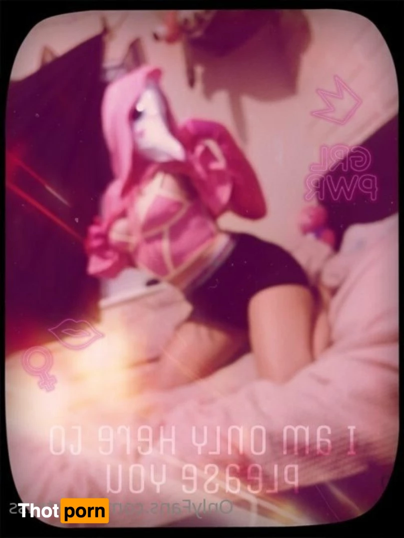 Plague Doctress 3859479