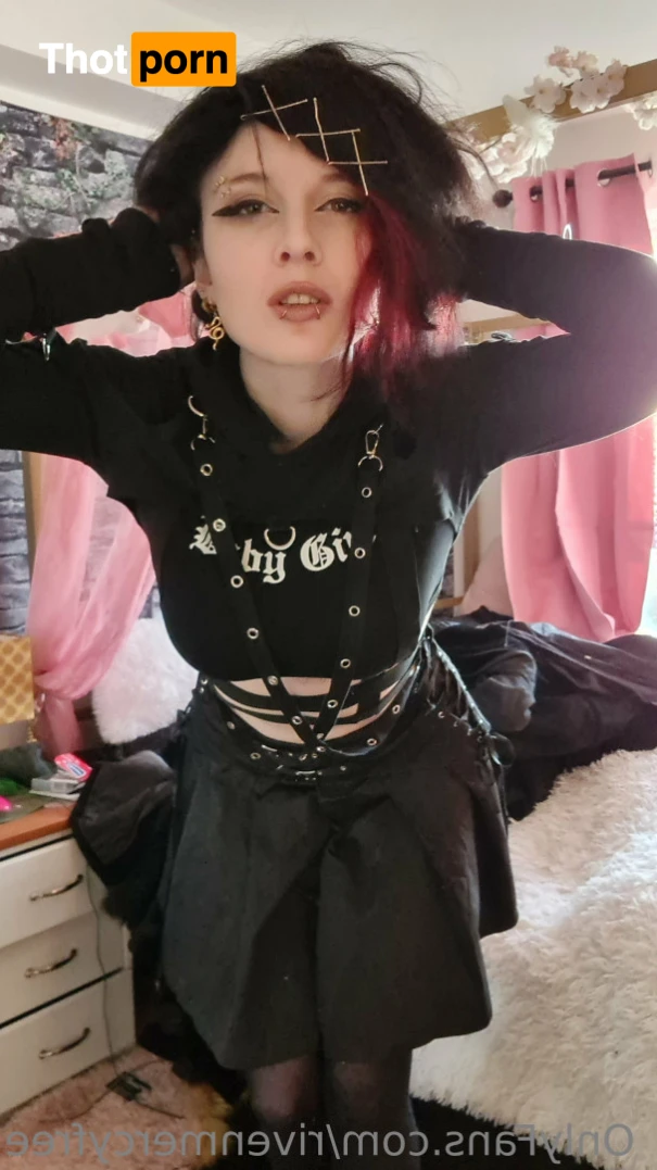 Riven Mercy (free of) 12858573