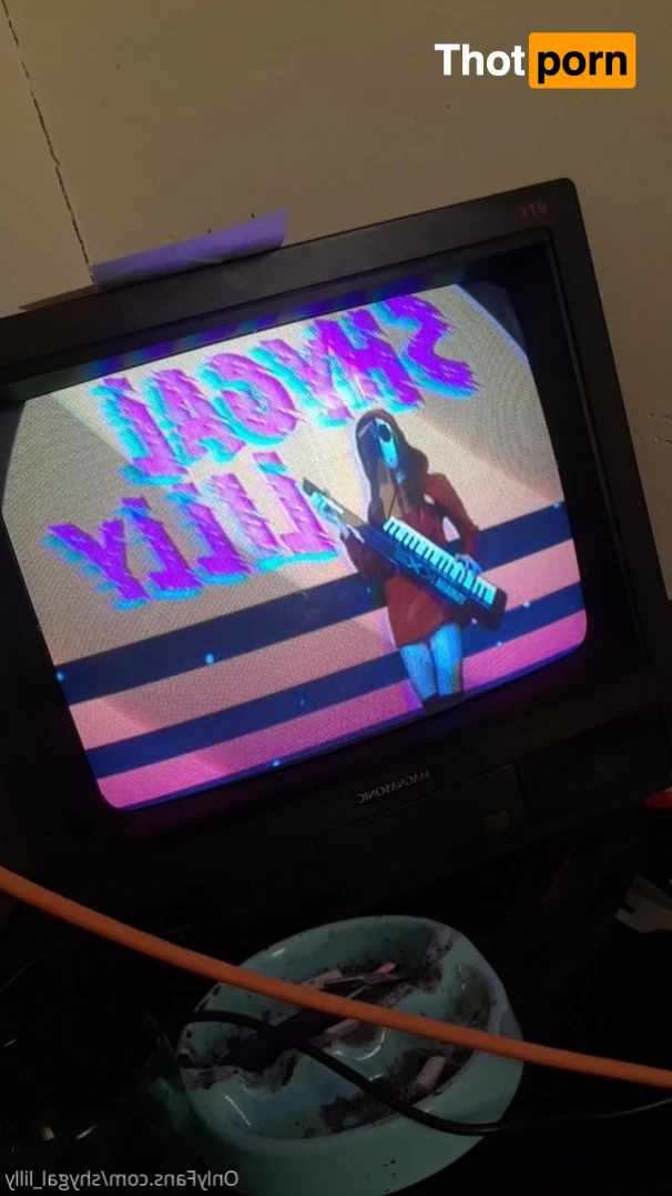 ShyGal Lilly! 6433461