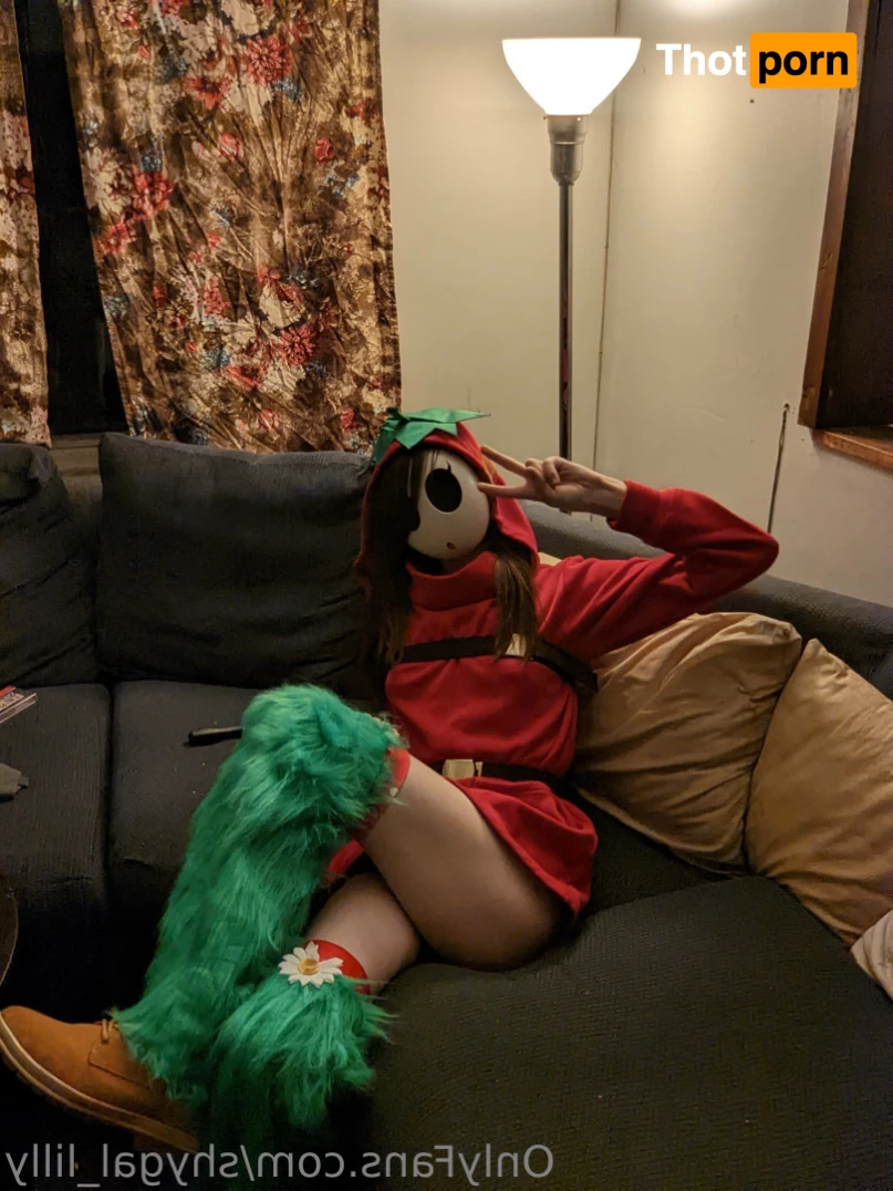 ShyGal Lilly! 6433534