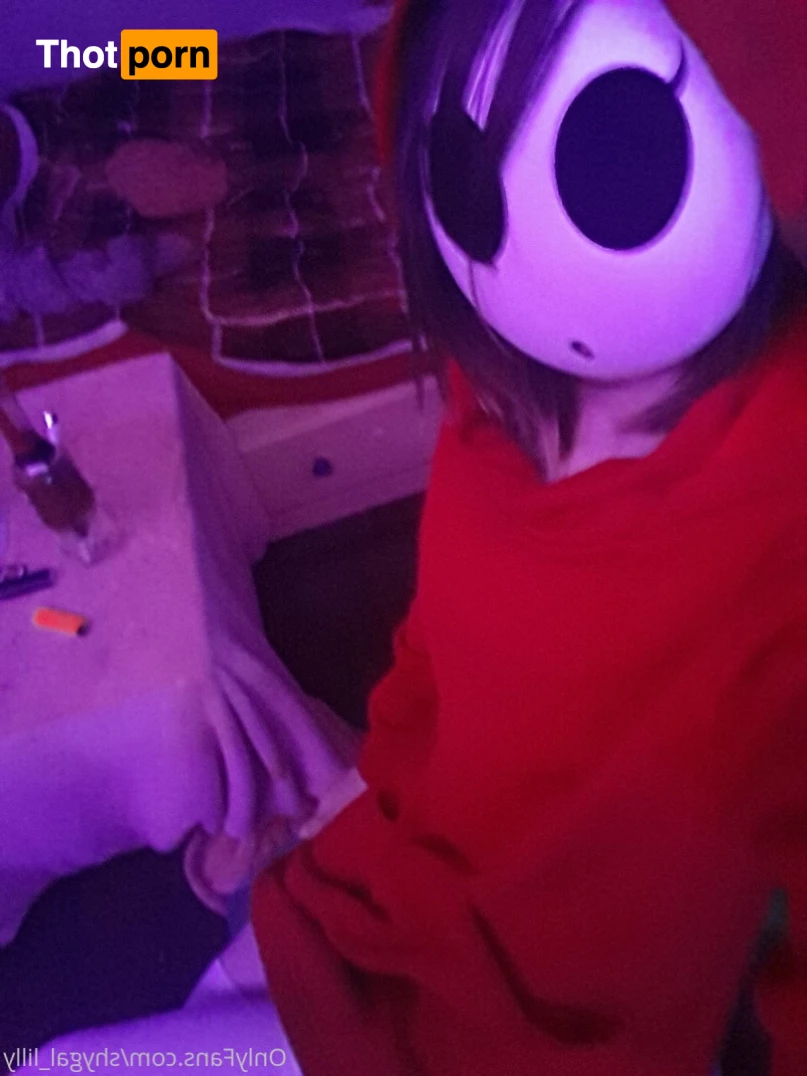 ShyGal Lilly! 6433609