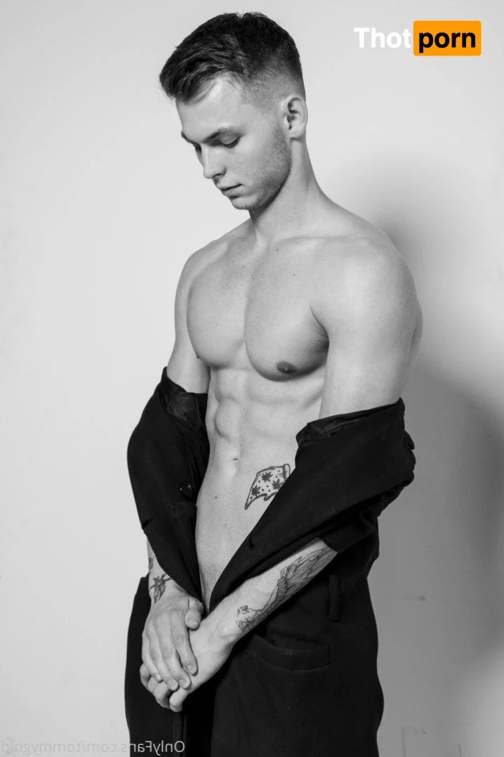 Tommy Gold💦Free  @tommygold 3581222