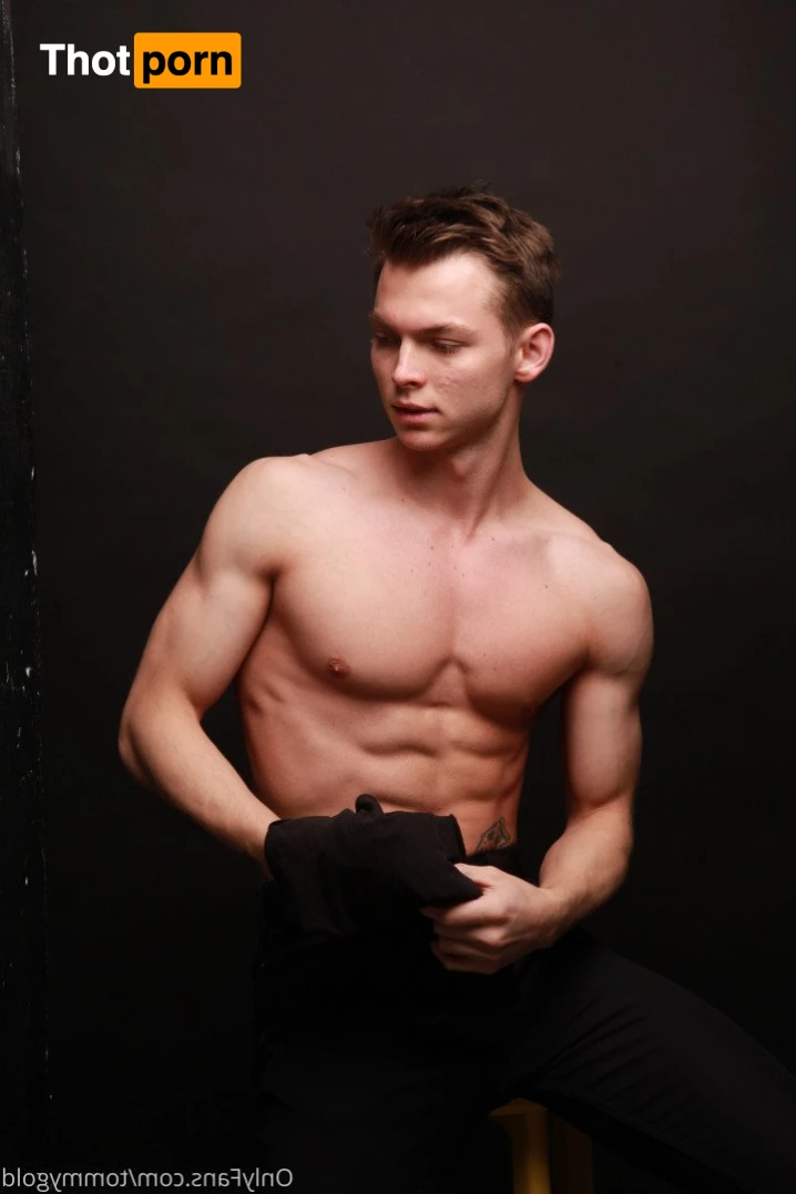 Tommy Gold💦Free  @tommygold 3581859