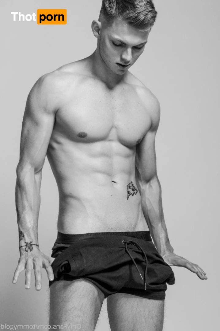 Tommy Gold💦Free  @tommygold 3581985