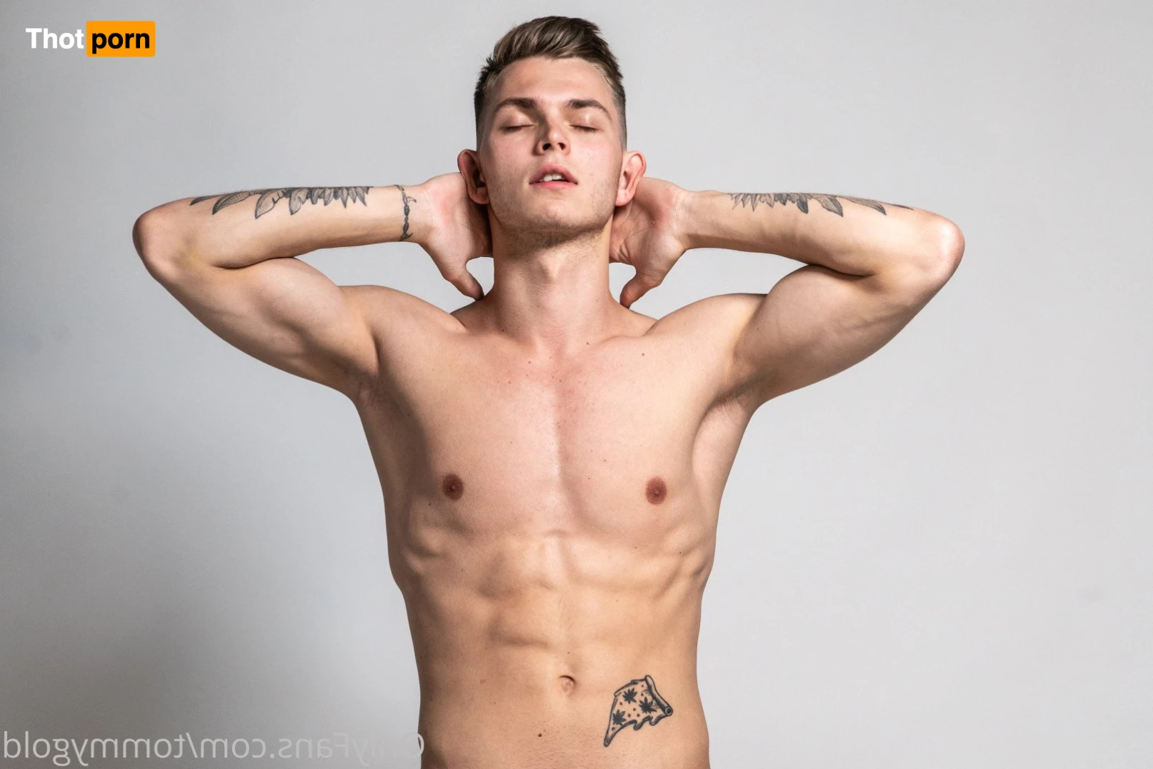 Tommy Gold💦Free  @tommygold 3582355