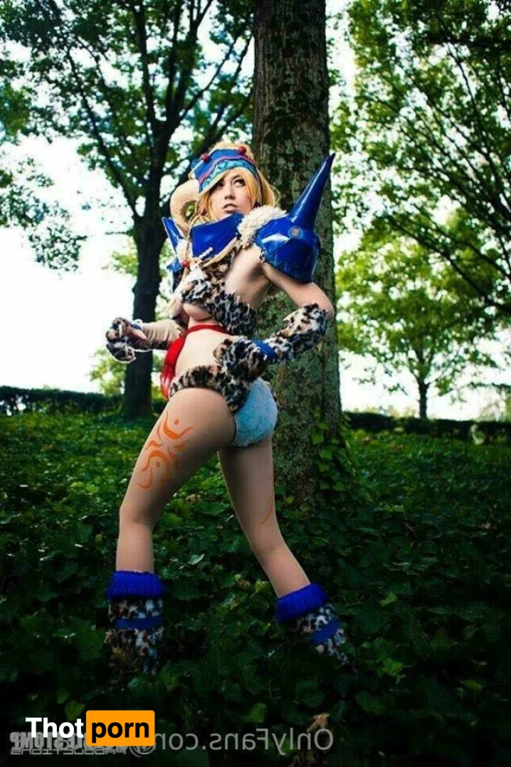 Usatame Cosplay 12843163