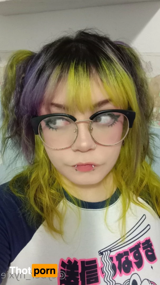 Nyxie 💚👾 2159183