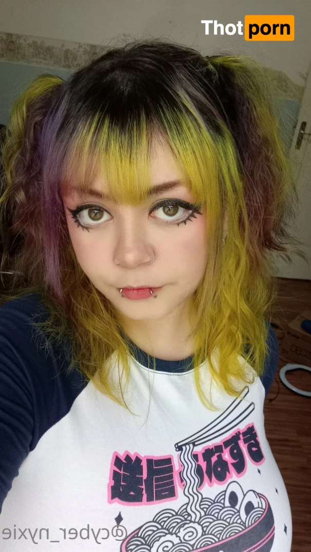 Nyxie 💚👾 2159193