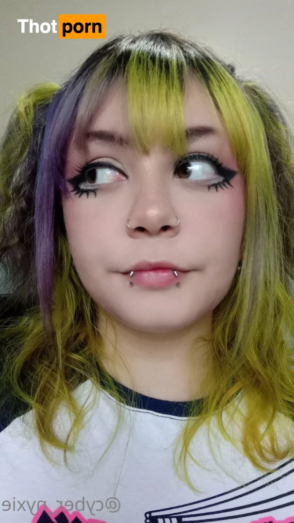 Nyxie 💚👾 2159202