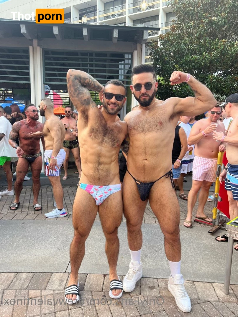 Drew Valentino (DrewcyFrOOtXL) 2159142