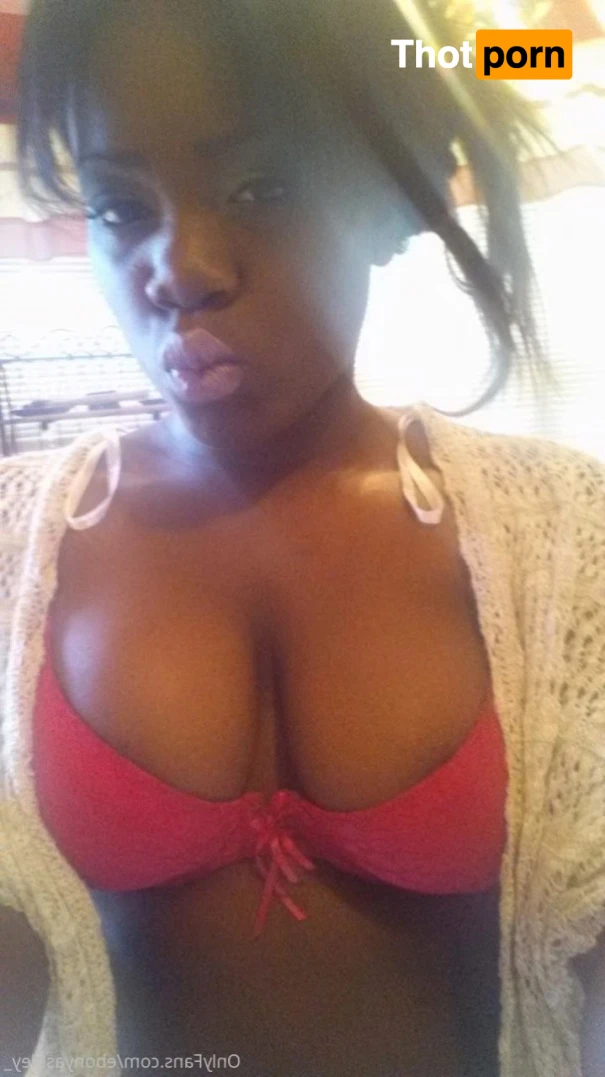 Ebony Ashley 14593052