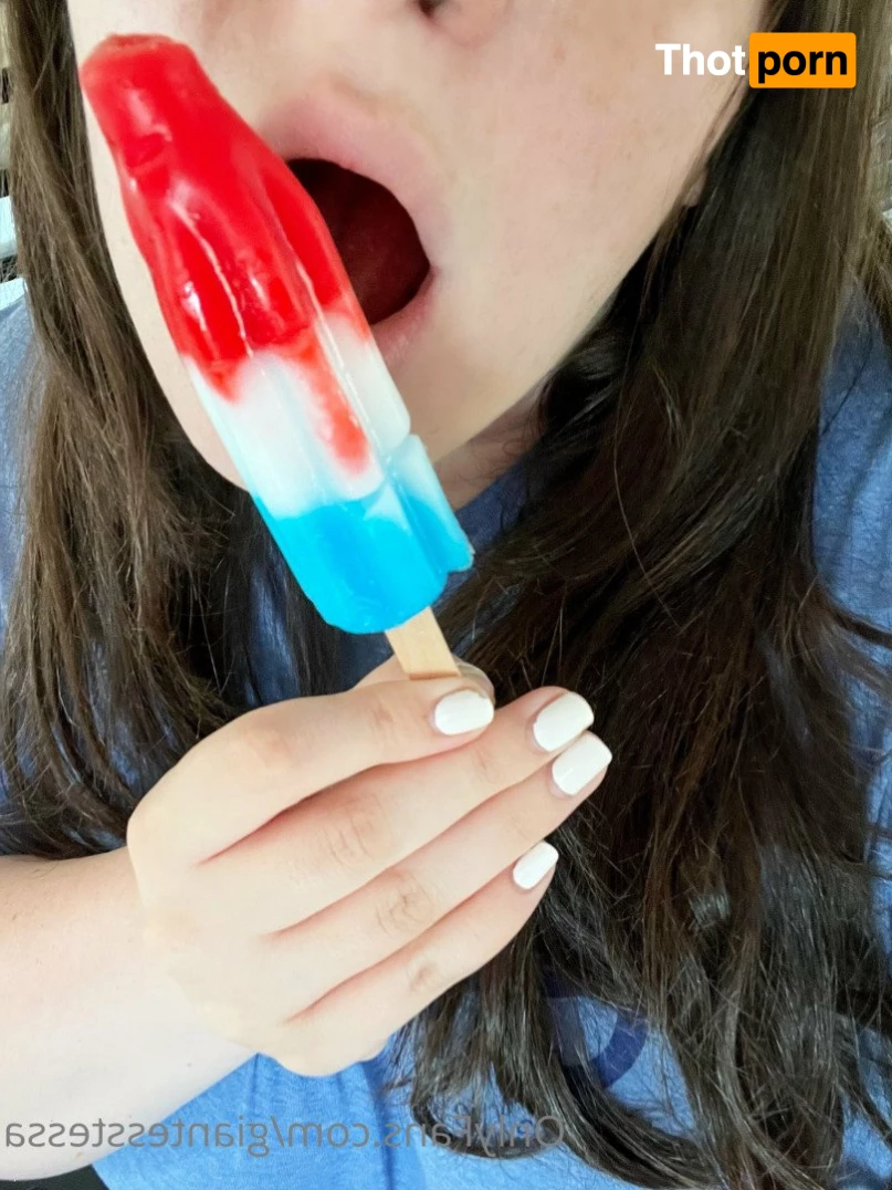 Tessa the Giant 2157672