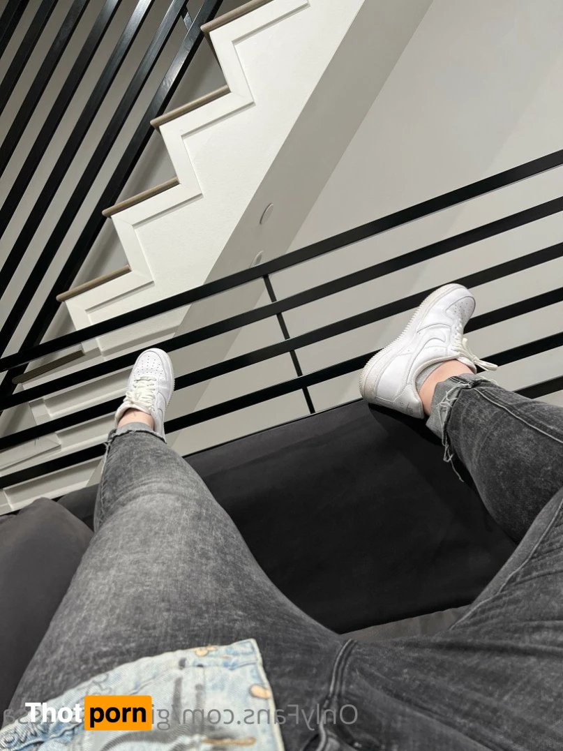 Tessa the Giant 2157675