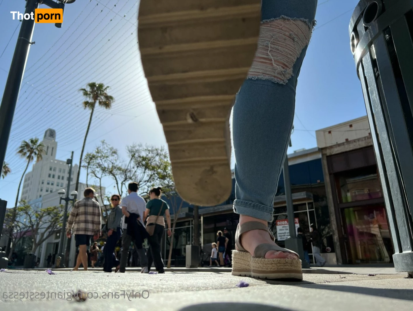 Tessa the Giant 4163378