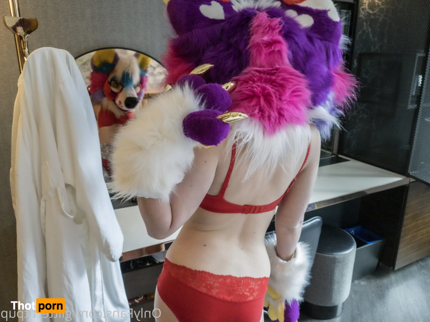 Glitter Tit Pup 4009413