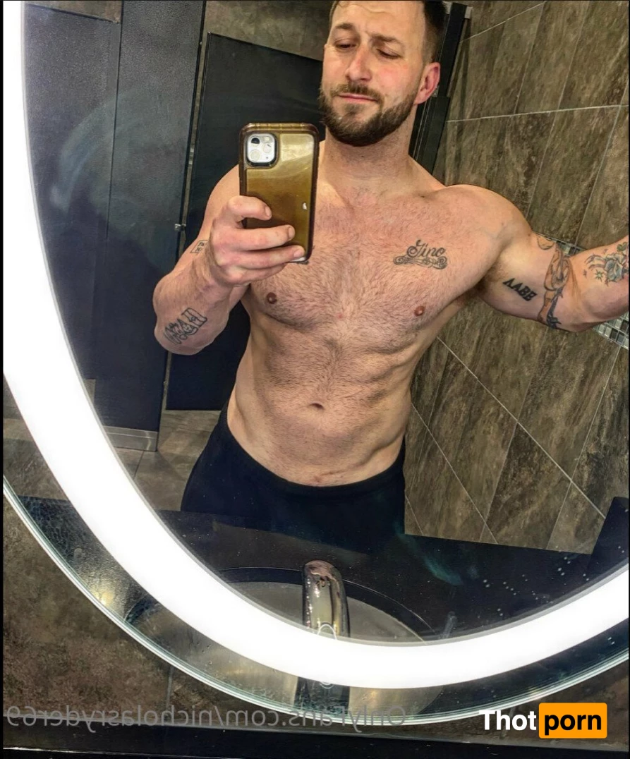 nicholas ryder 3857285