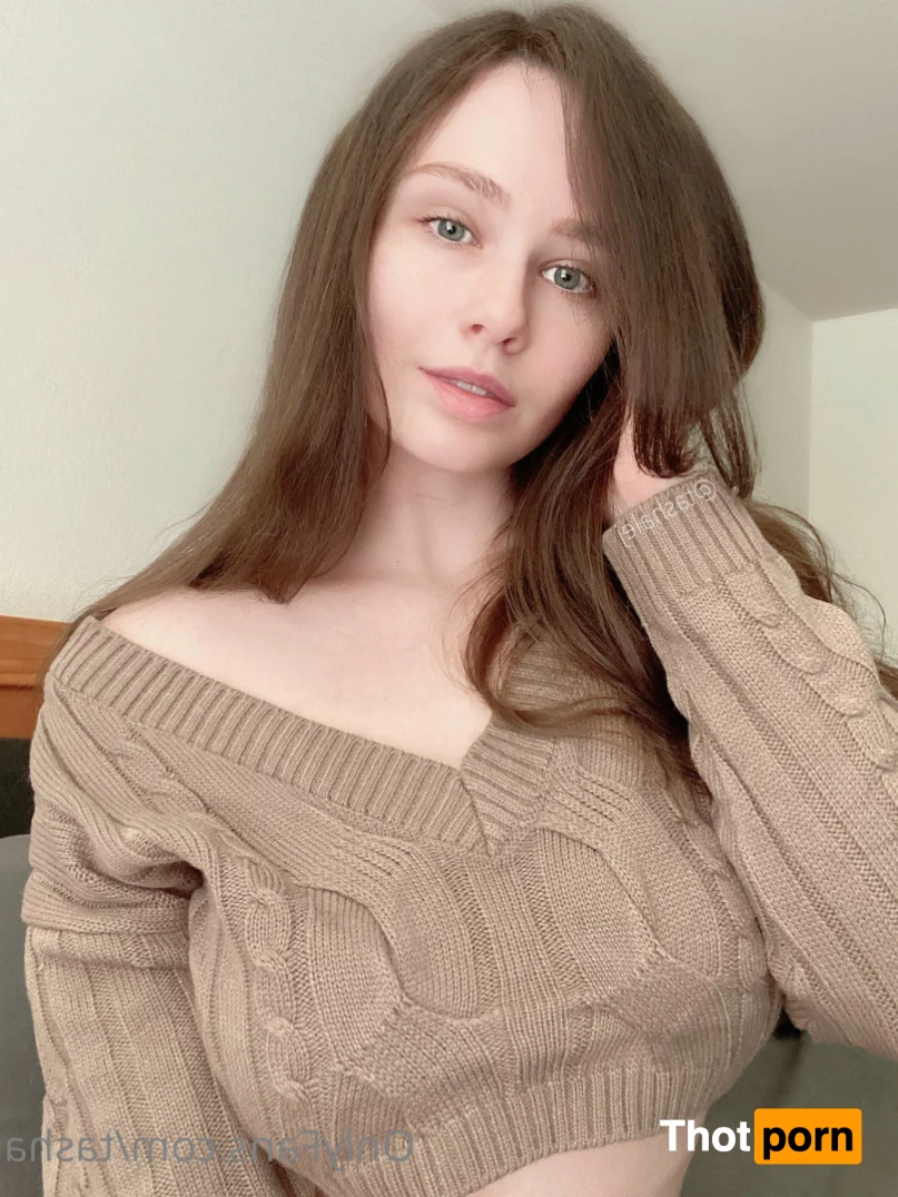 Tasha 6084811