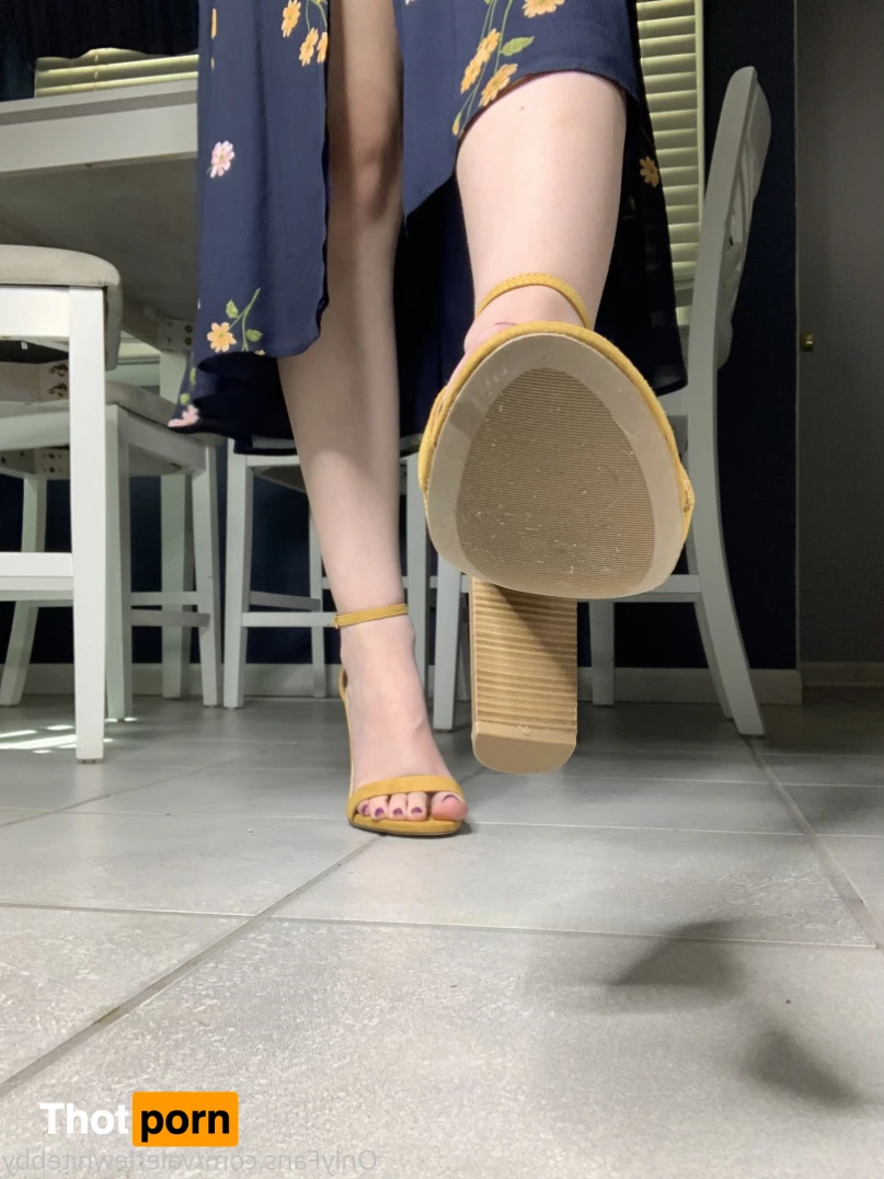 Valerie ✨ 9935134