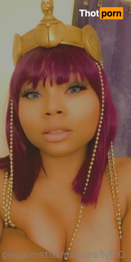 Artemis ✨ 15093551