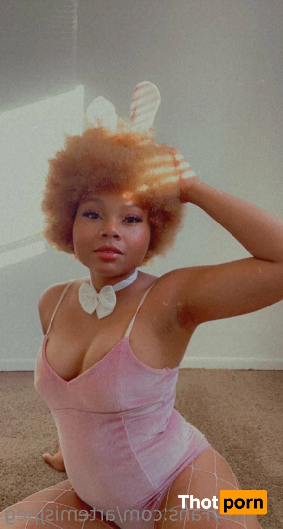 Artemis ✨ 15093858