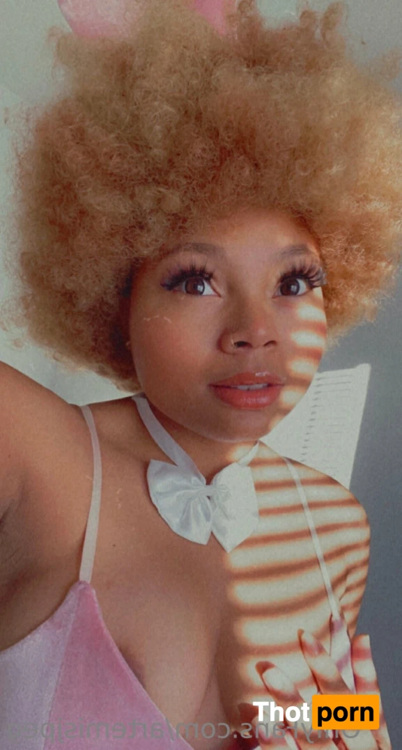 Artemis ✨ 15093999