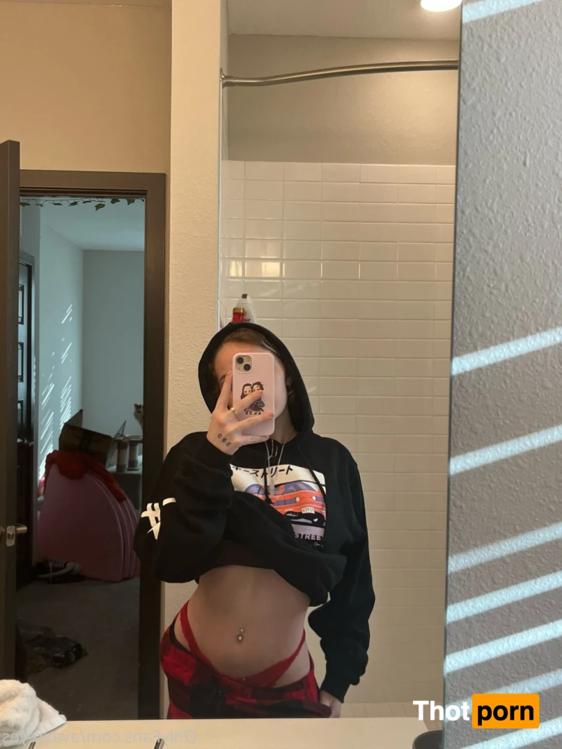 Ava Reyes 💖 6537001