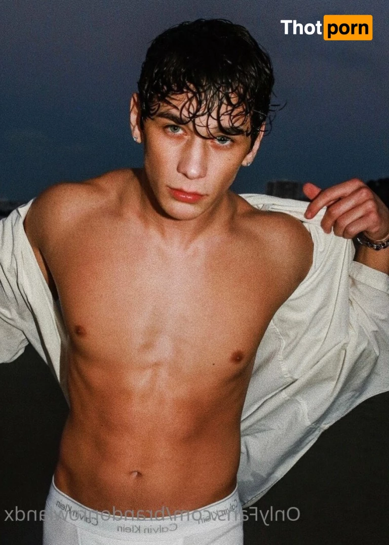 Brandon Rowland 3654376