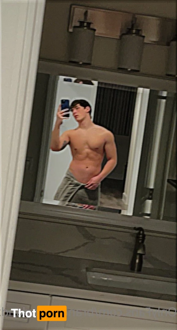 Brandon Rowland 3655566