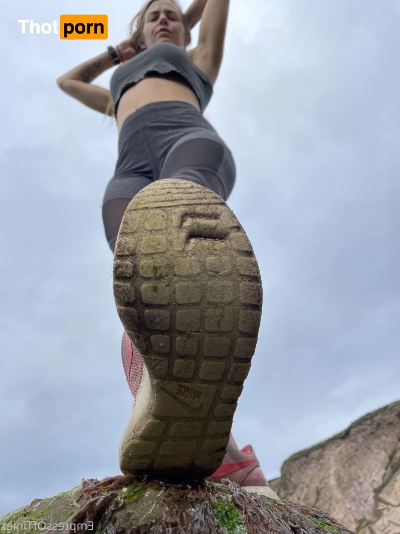 Empress Of Tinies 👄 2133570