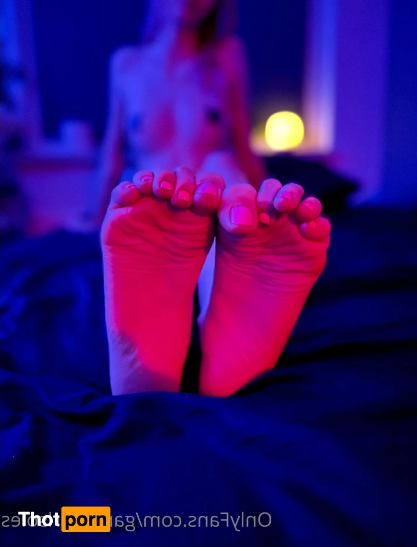 Gamer Girl Soles 6205049