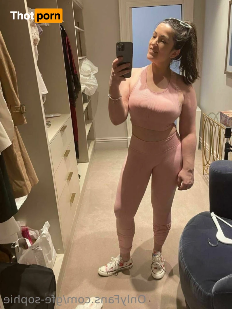 SOPHIE 💕 12588099